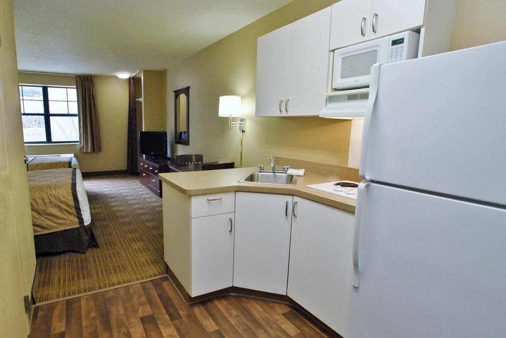 Extended Stay America Suites - White Plains - Elmsford Zewnętrze zdjęcie